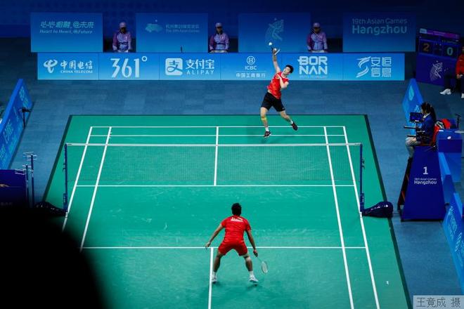 尤其是在拜 尤其是在拜