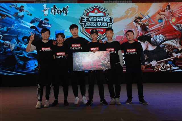 的聯賽中屢 的聯賽中屢