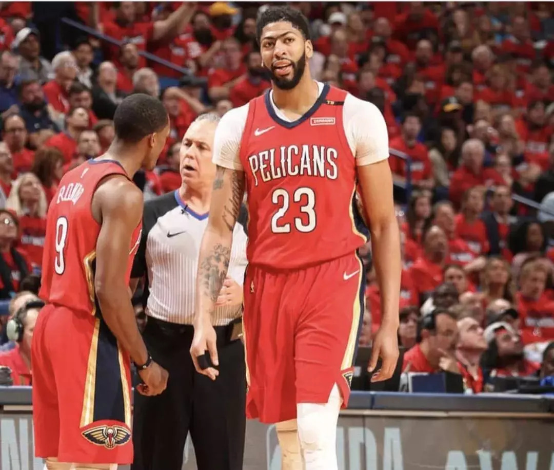 多项赛事中 多项赛事中