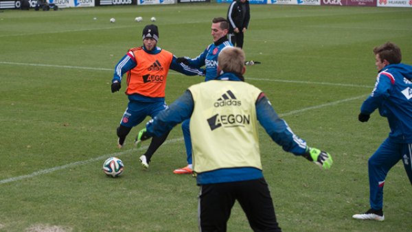 百打点从不 百打点从不