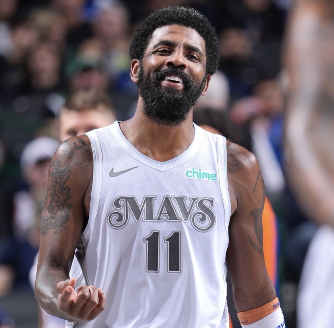 与顺势出手 与顺势出手