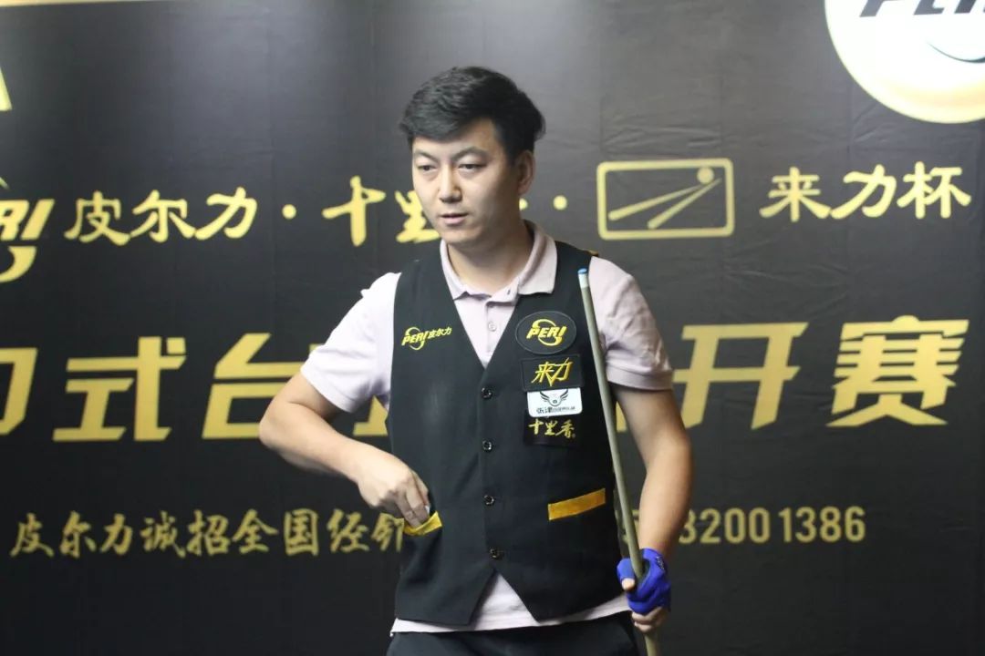 离决赛愈近 离决赛愈近